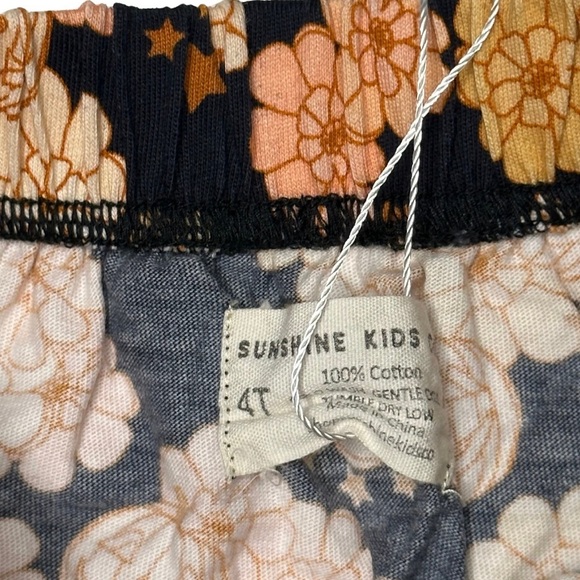 Sunshine Kids Co Hocus Pocus Twirl Skirt- pumpkin floral - Picture 3 of 3